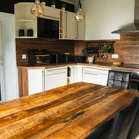 Zum Johannisthal Hosena