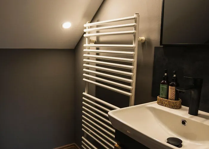 Zum Johannisthal Hosena