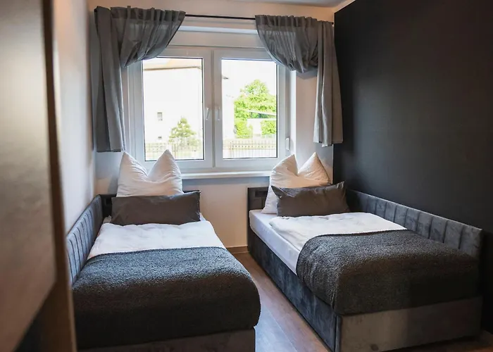 Zum Johannisthal Hosena